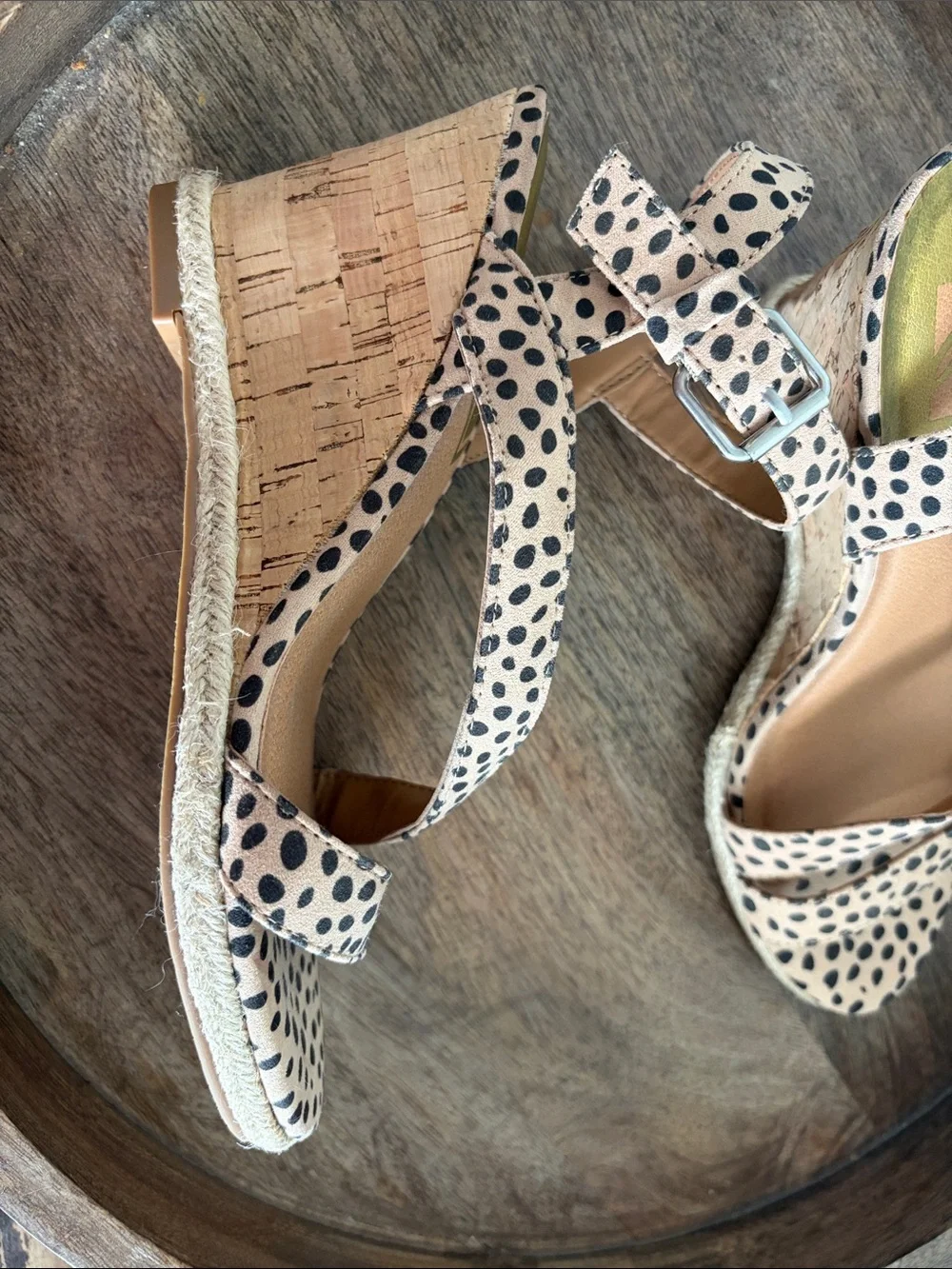 DV8 Pierra Leopard Print Strappy Cork Wedge Sandals Size 8.5